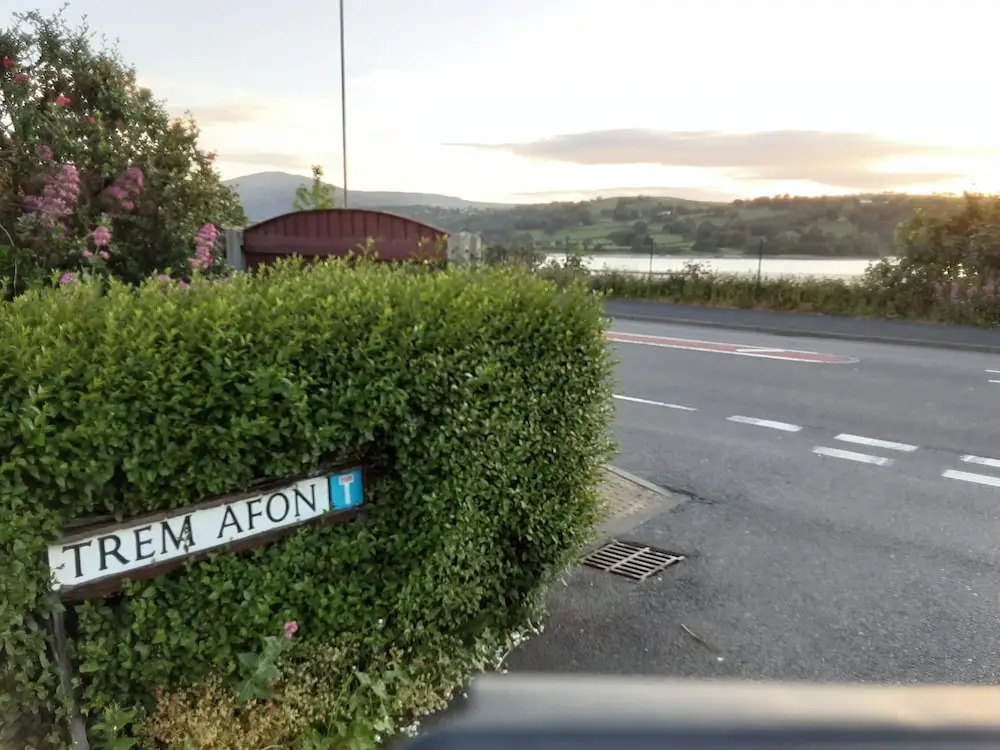 3-bed Bungalow Near Conwy Valley Close to Castle