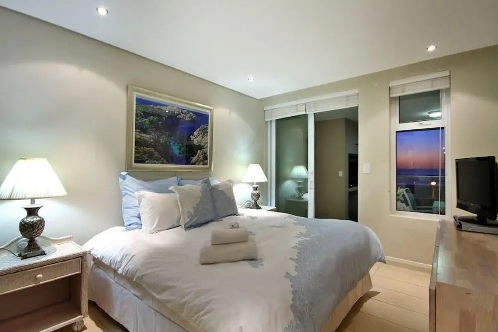 Island Views 302