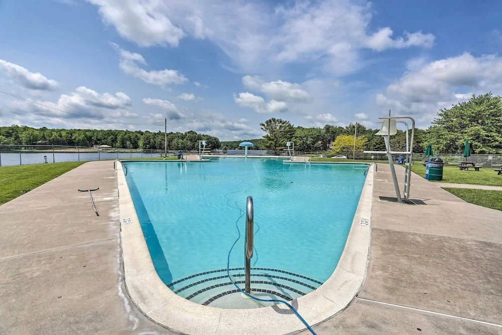 1 Mi to Arrowhead Lake: Pocono Home w/ Fire Pit