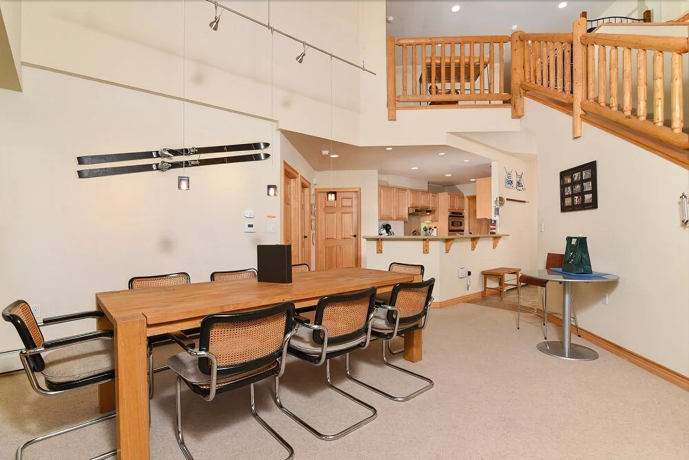 Meadow Stone Condo #402