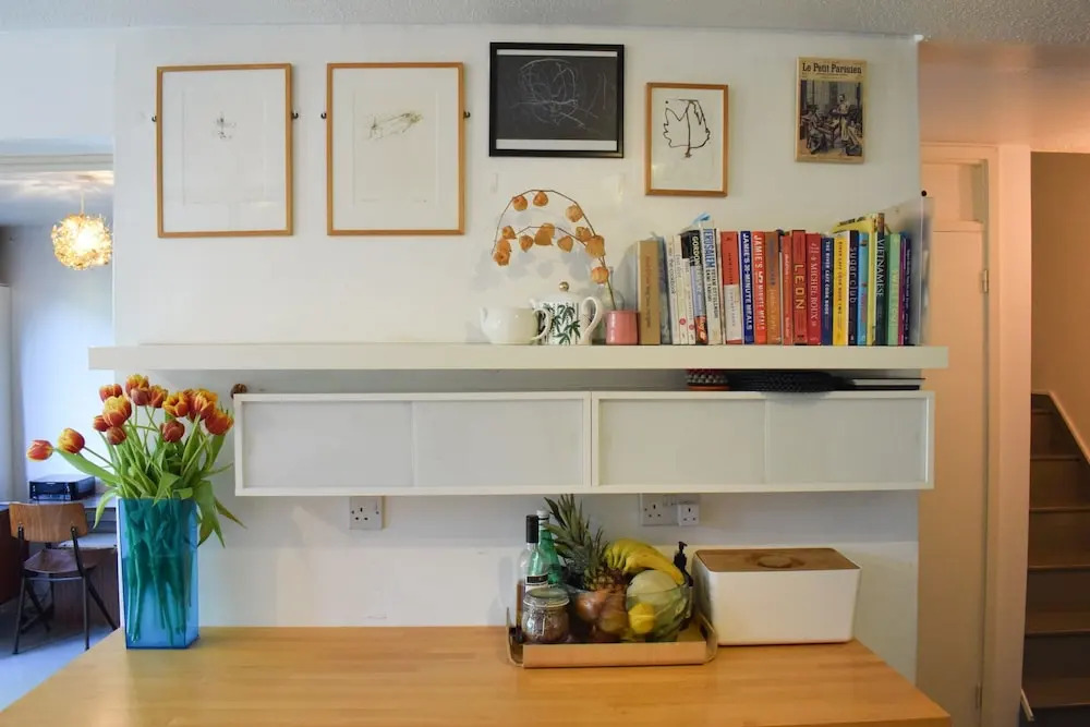 2 Bedroom Flat In Bethnal Green