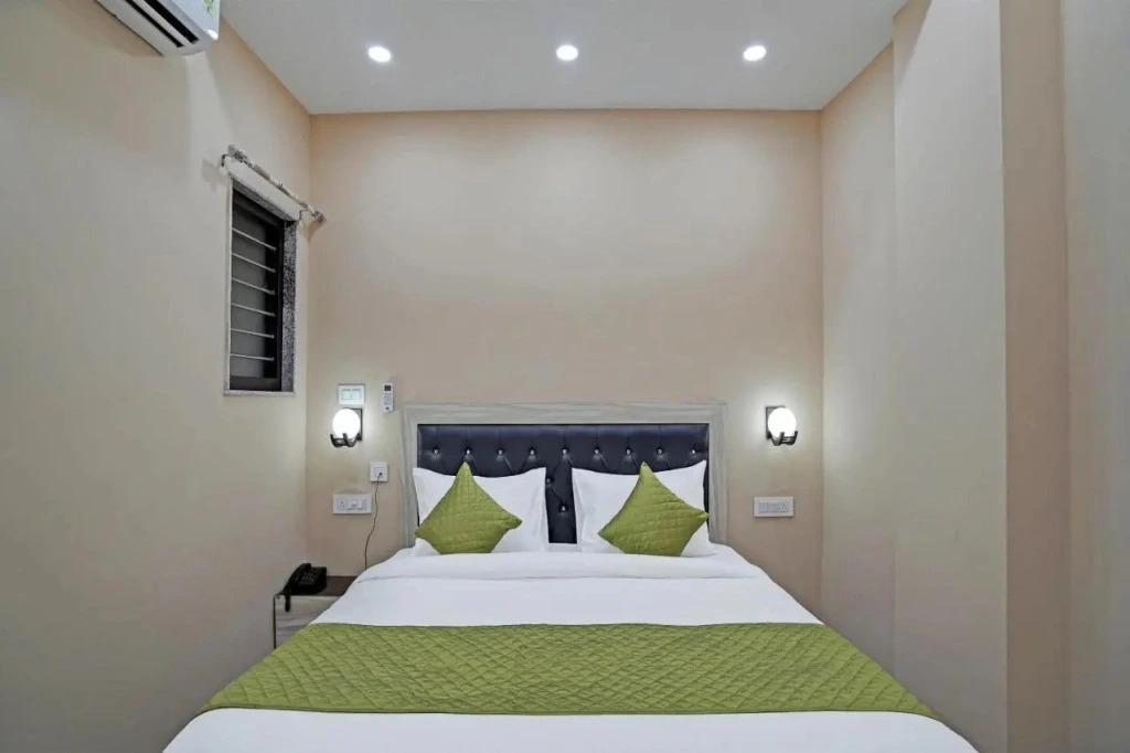 Hotel Green Chilly