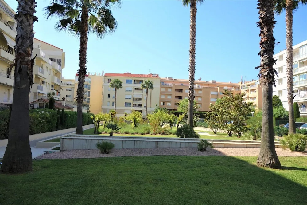 Vanea Duplex palm beach