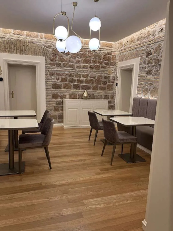 Martina Suites