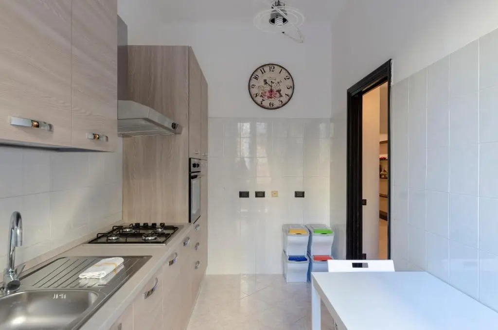 ALTIDO Modern Flat for 6 in the heart of Genova Foce