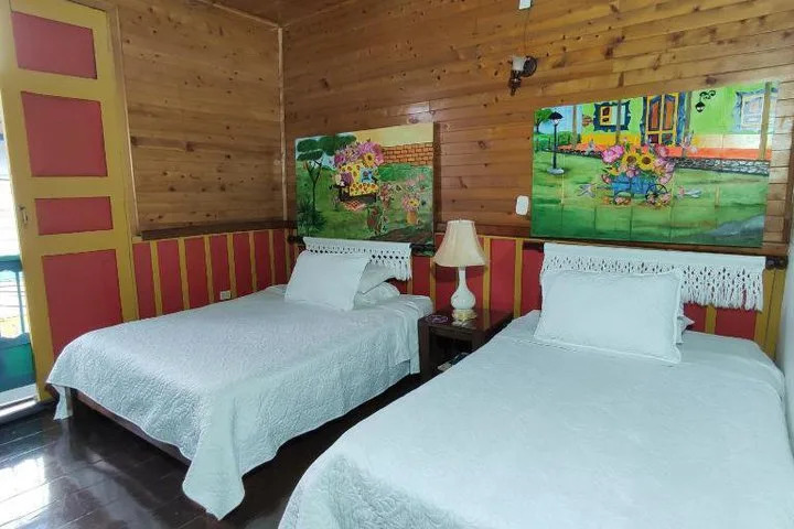 Hotel Tibouchina