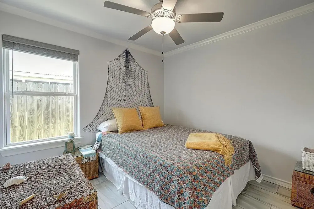 A Wave From It All 3 Bedroom Home by RedAwning
