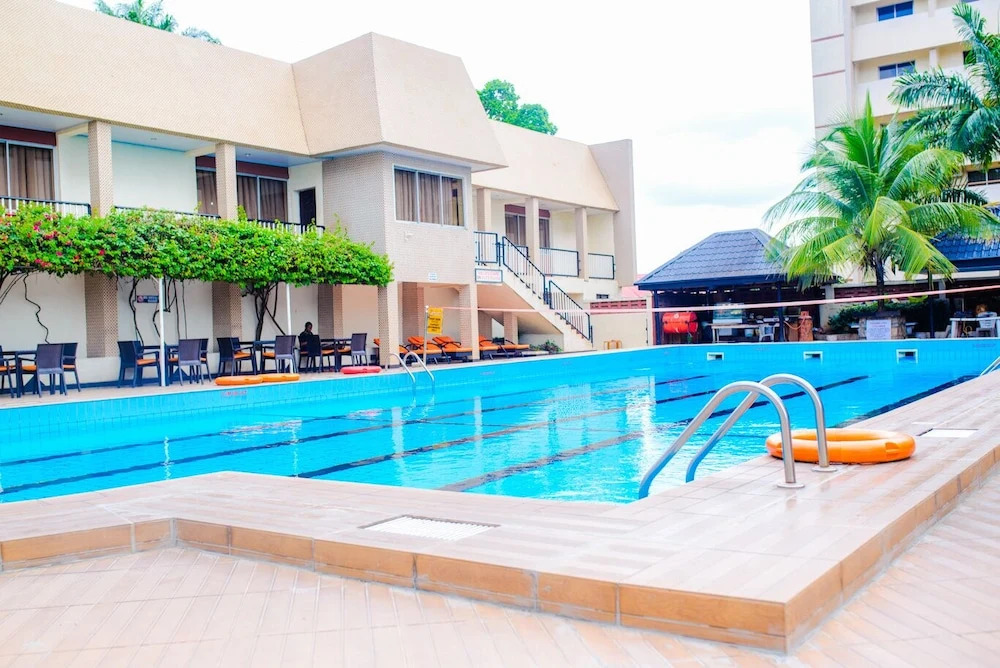 Royalbirds Hotel & Towers
