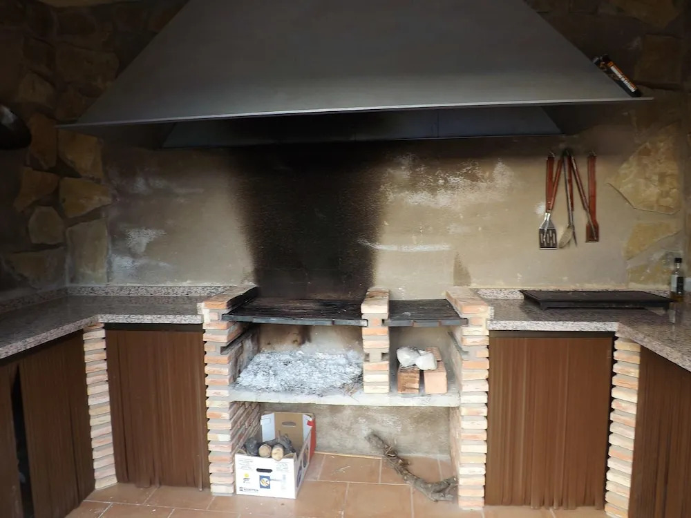 Villa With 5 Bedrooms in La Guardia de Jaen, With Wonderful Mountain V