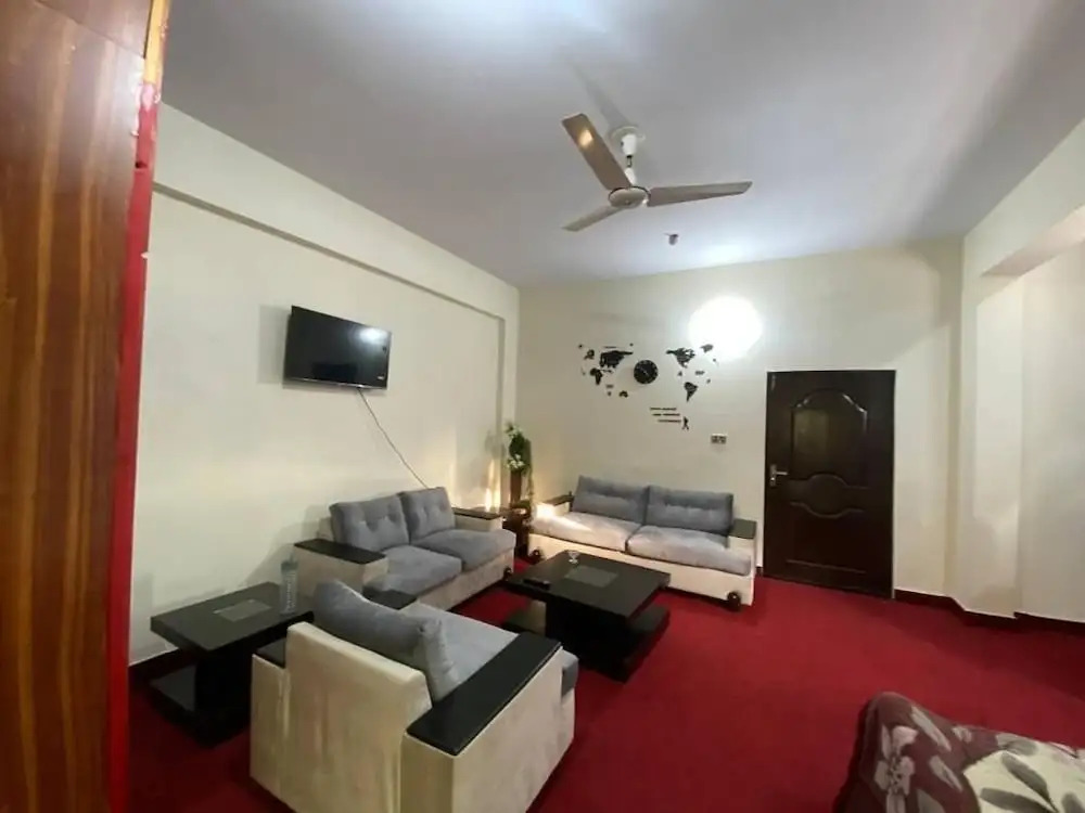 Lal Lodges Suite Apartment