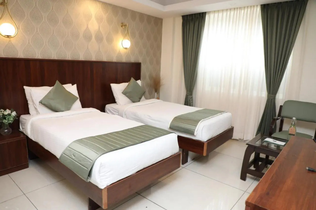 Earth Hotels