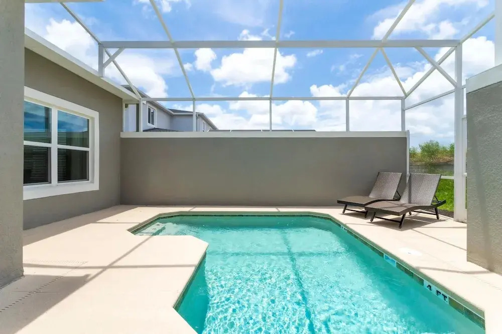 1176 CD - Luxury 4BR Townhome: Pool & Game Room