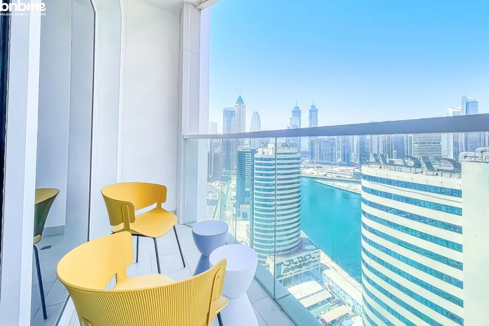 Lake View Luxurious Studio Bnbmehomes