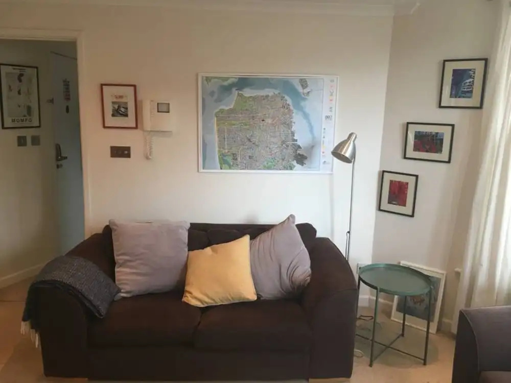 Modern 2 Double Bedroom Flat Near Gloucester Road