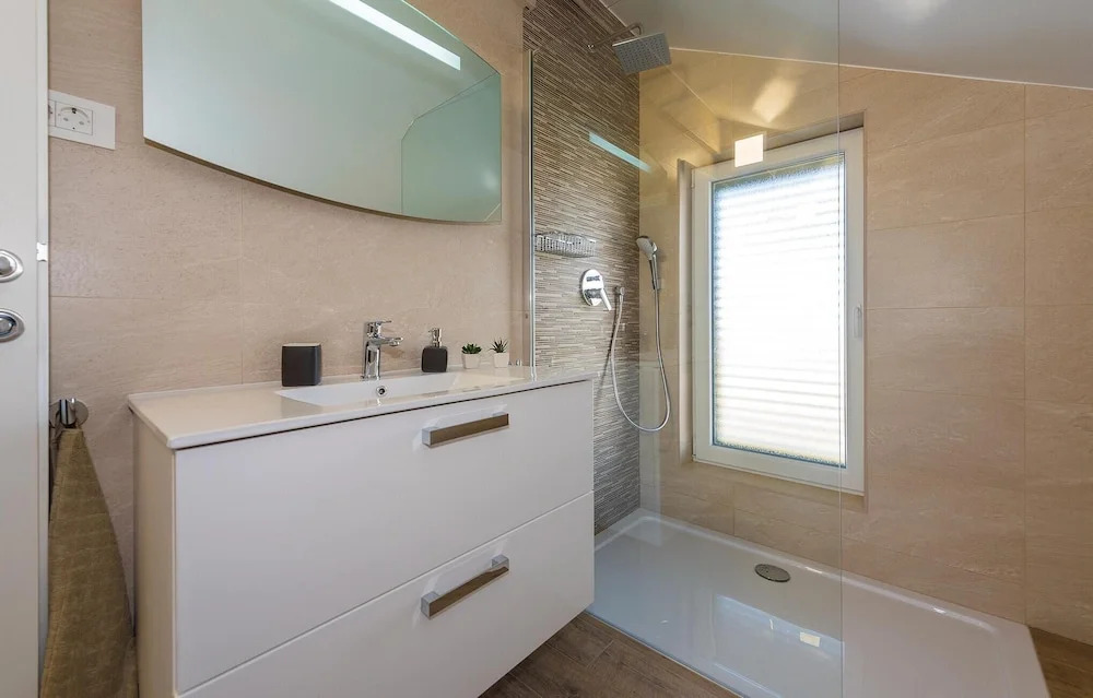 Awesome Home in Sibenik With Wifi and 3 Bedrooms