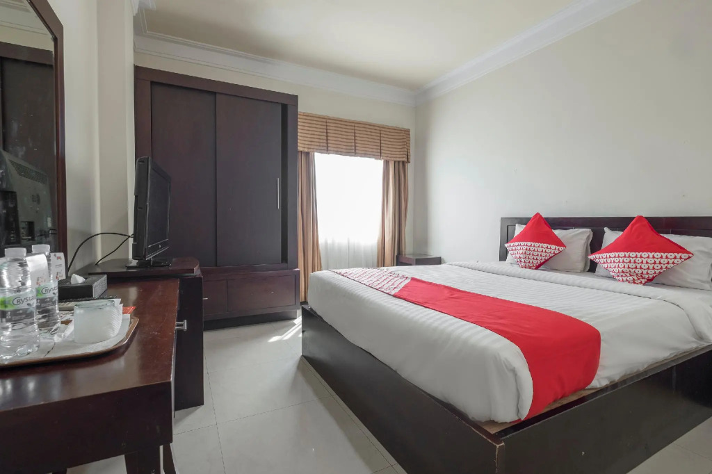 OYO 1114 Hotel Denpasar Makassar