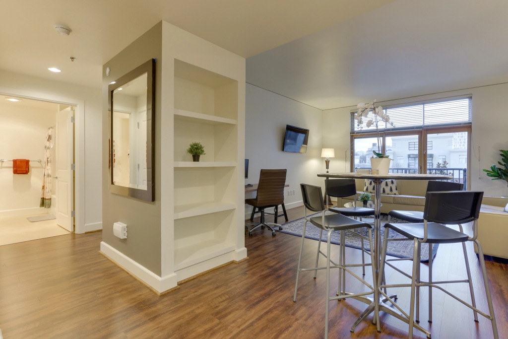 Gorgeous 1BR Apt in the heart of Downtown PDX