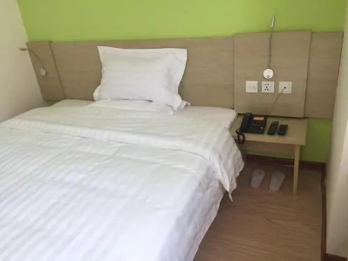 7Days Inn Tangshan South Lake Park
