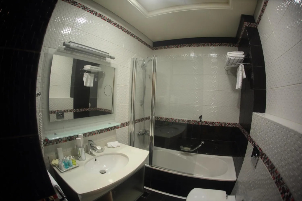 Dolphin Royal Suites