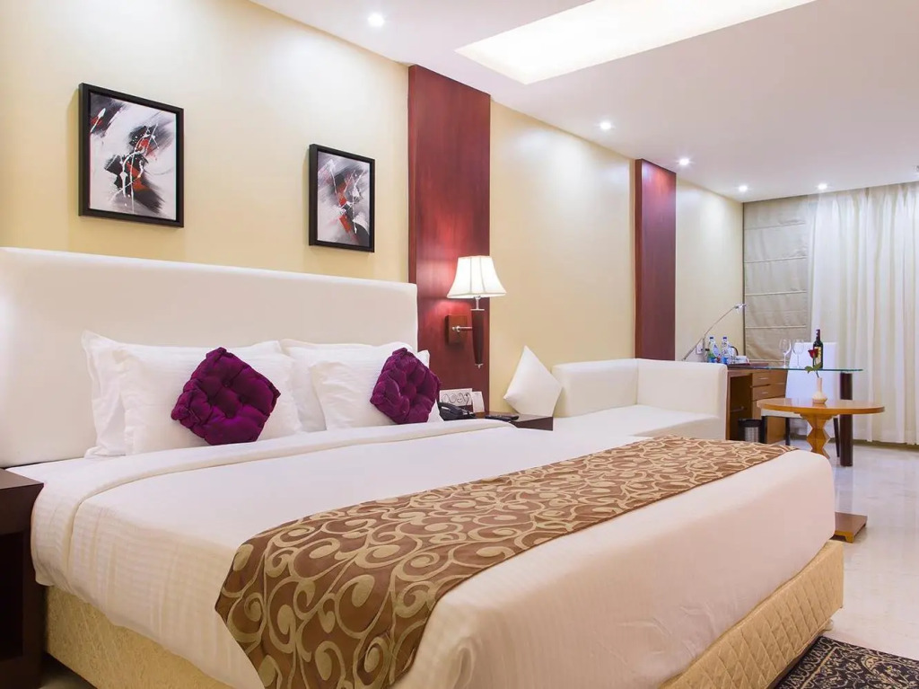 Hotel Trinity Grand, Raigarh