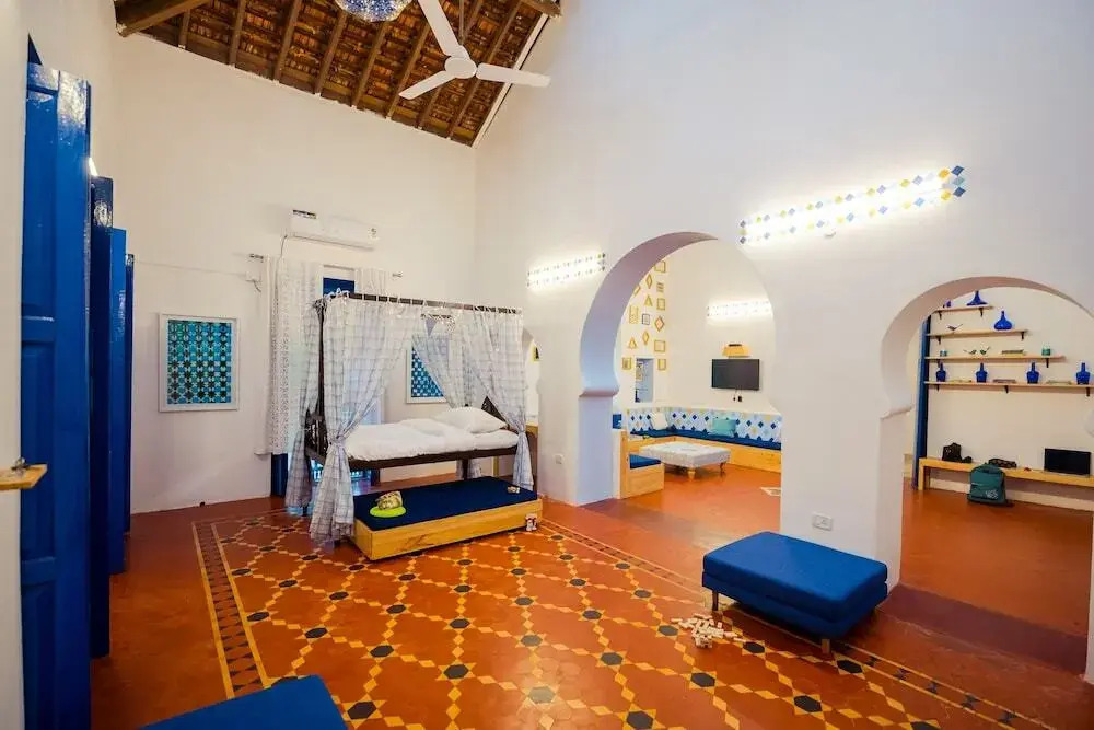 OYO 10868 Home Villa Calangute Beach