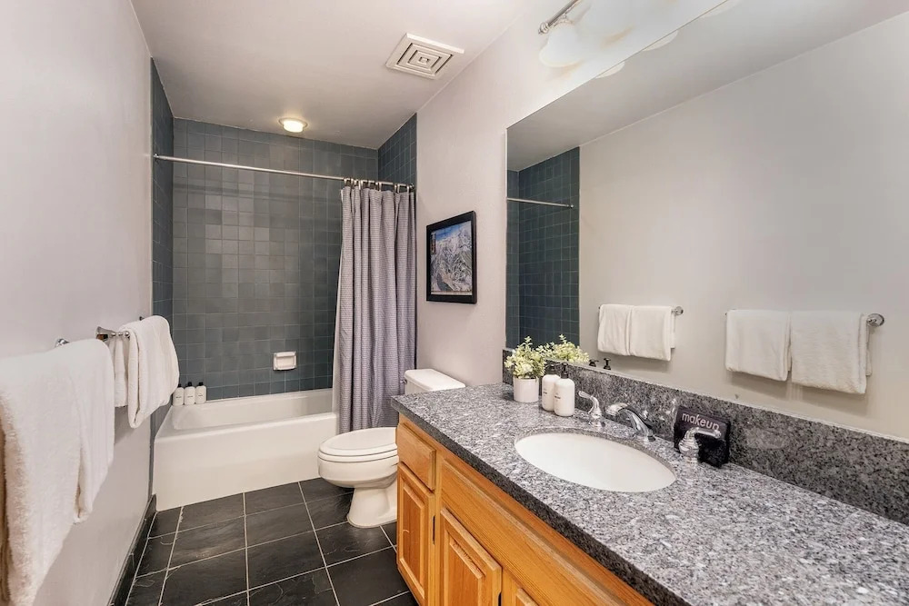 Cimarron Lodge 33 2 Bedroom Condo by RedAwning