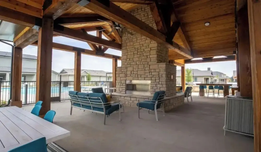 Landing Beautiful 3BD Gym Pool