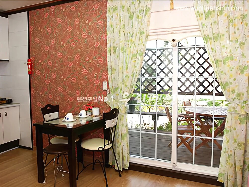 Yangpyeong Silver River Pension