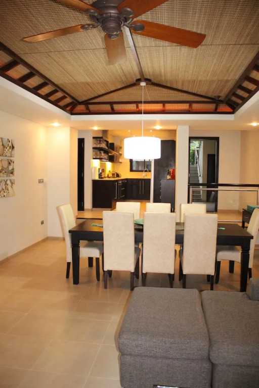 Anahita Villa 1102
