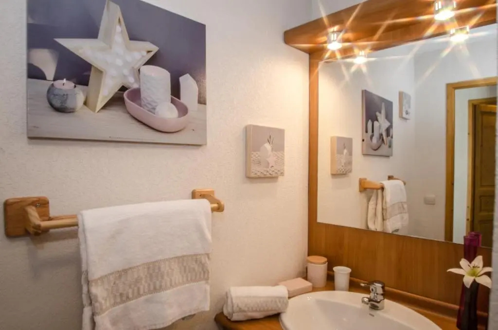 Litchi Apartment