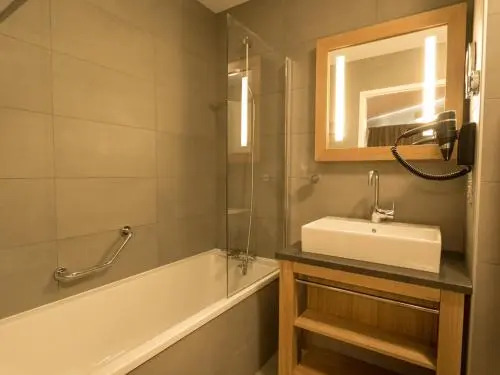 Apartment Monarques 703
