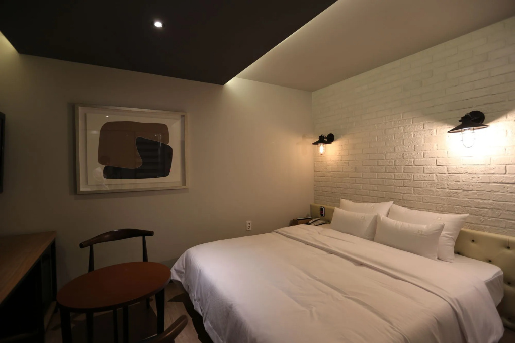 Hotel Bridge
