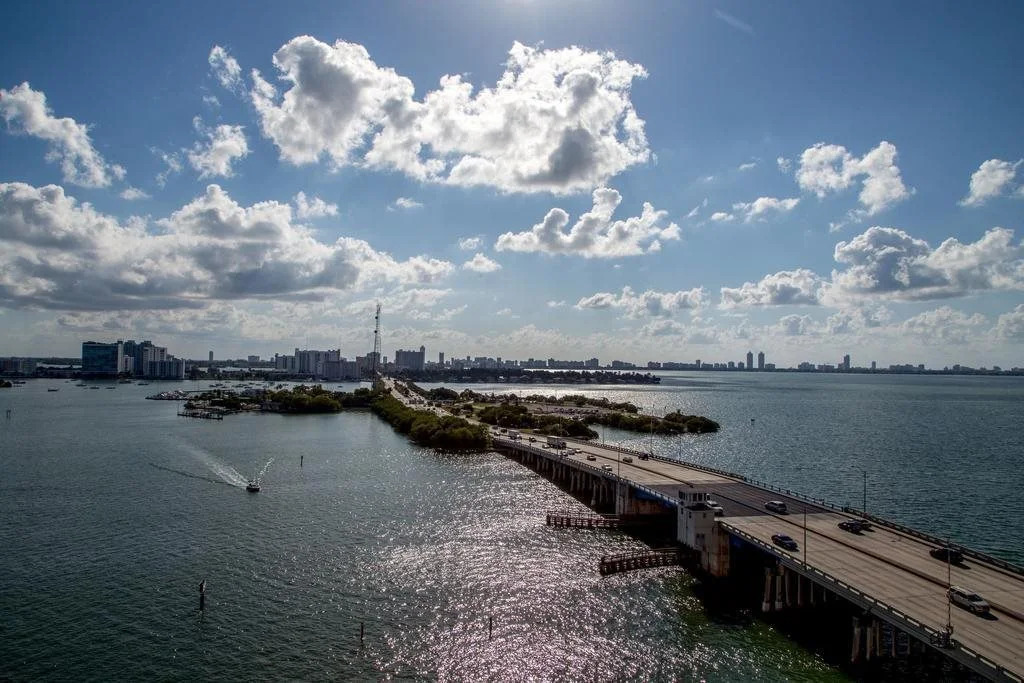 Mare Azur Miami Luxury Apartments by Grand Bay