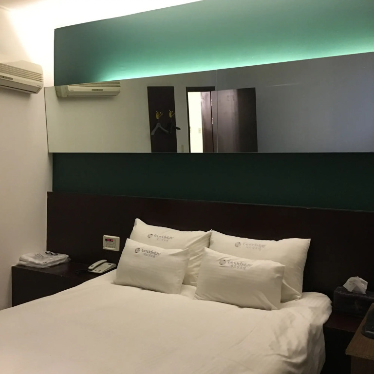 Charmant Hotel