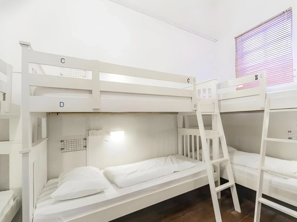 BEAT Arts Hostel at Chinatown
