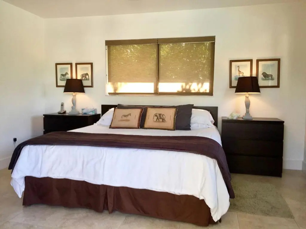 Dolphin Retreat - East Boca Raton