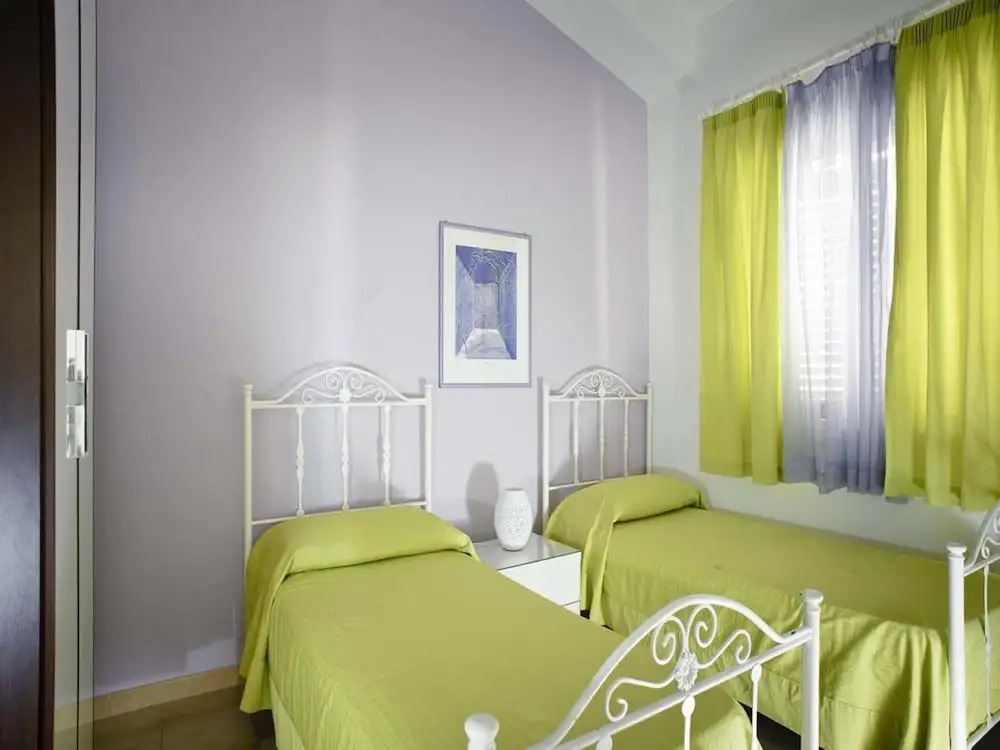 Apartment With 3 Bedrooms in Piano di Trappeto, With Wonderful sea Vie