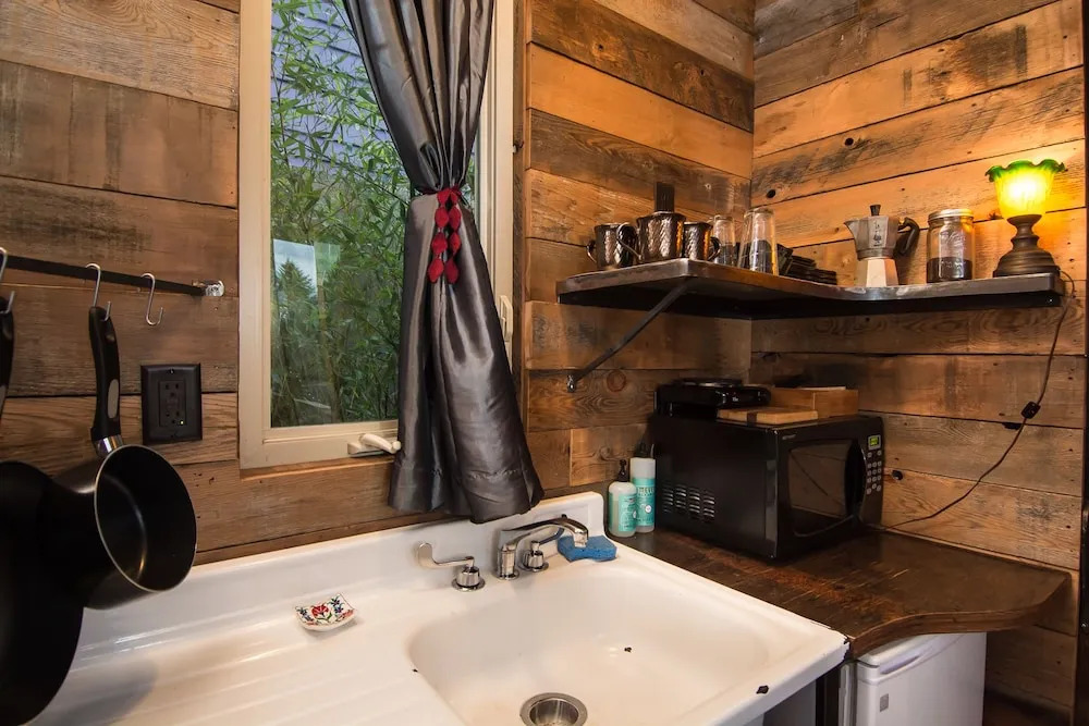 Caravan- The Tiny House Hotel
