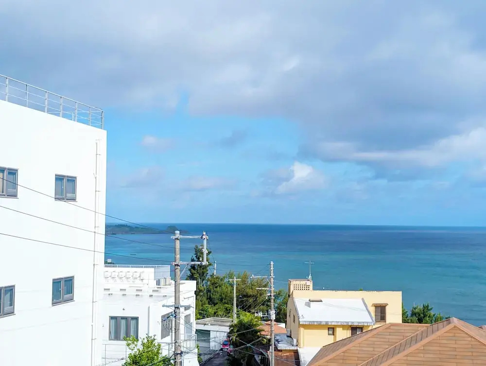 onna resort nakadomari ビーチまで車で4分 最大8名OK 中庭付き貸切ヴィラでくつろぐ恩納村ステイ