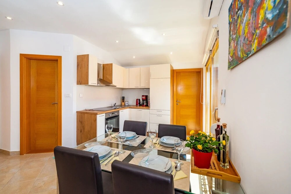 A1 Beautiful apt W.magnificent View and Pool use