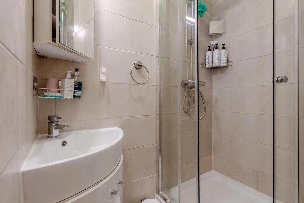 Cosy 3 Bedroom Flat in North London