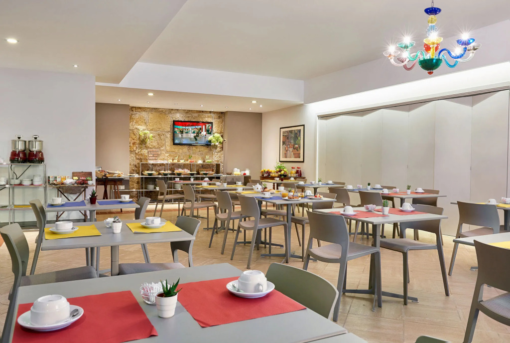 Hotel Al Madarig