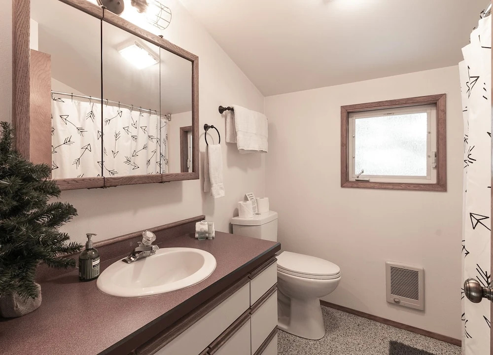 Chiwawa River Chalet Apartment 2 NW Comfy Cabins