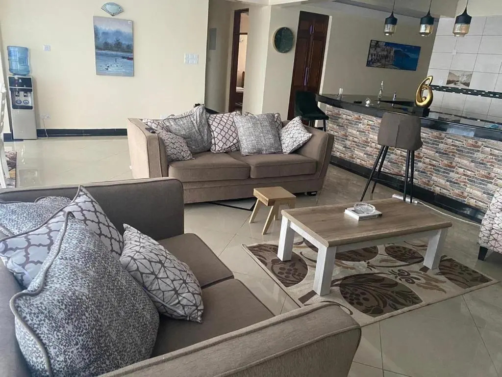 EMIRATES REEF APARTMENT 8D