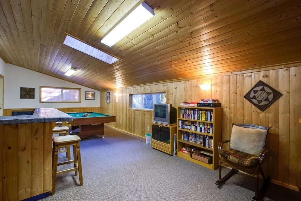 Snowline 23 by RedAwning