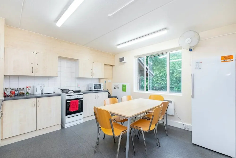 En Suite Rooms COLINDALE SK