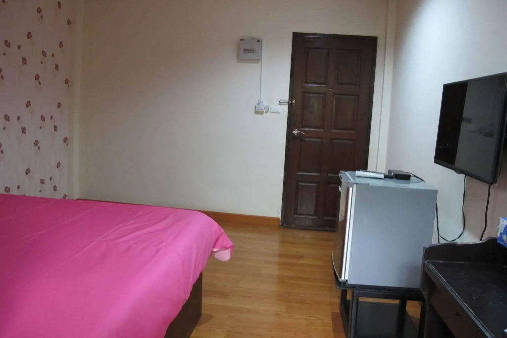 Koh Sichang Resort