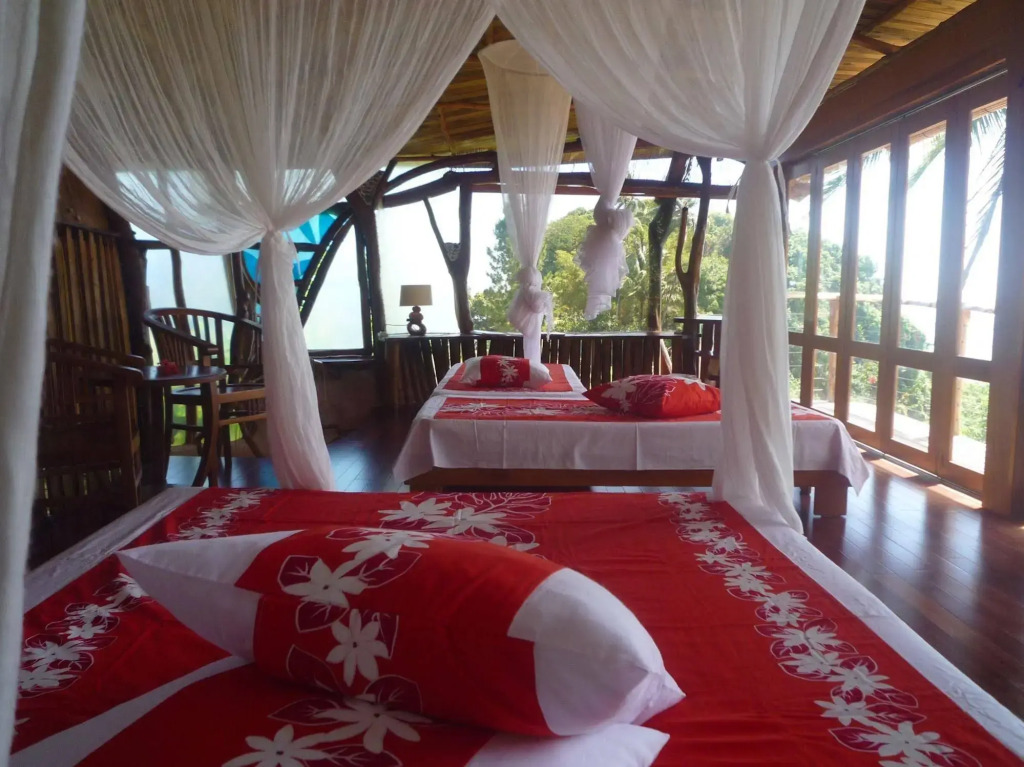 Vanira Lodge