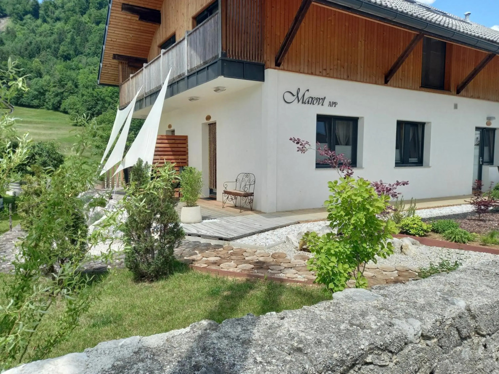 Marovt App