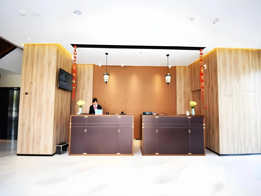 Jinjiang Metropolo Hotel Nanjing Jiangjun Dadao Hehai University Branch